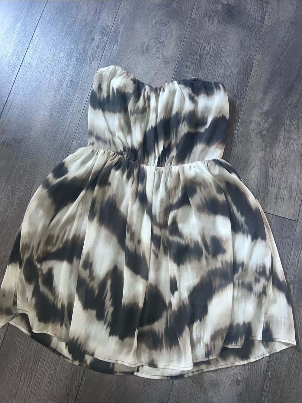 GREYLIN Y2K Strapless Abstract Print Mini Dress - M
